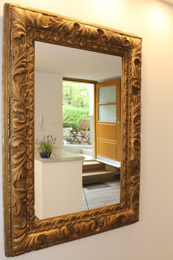 Budasmile Appartment At Buda Castle - Aircon & Free Parking Budapest Exterior foto