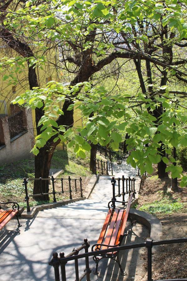 Budasmile Appartment At Buda Castle - Aircon & Free Parking Budapest Exterior foto
